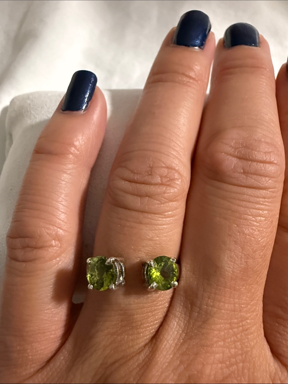 Sterling Silver Green Peridot Open Ring size 6 - Picture 2 of 3